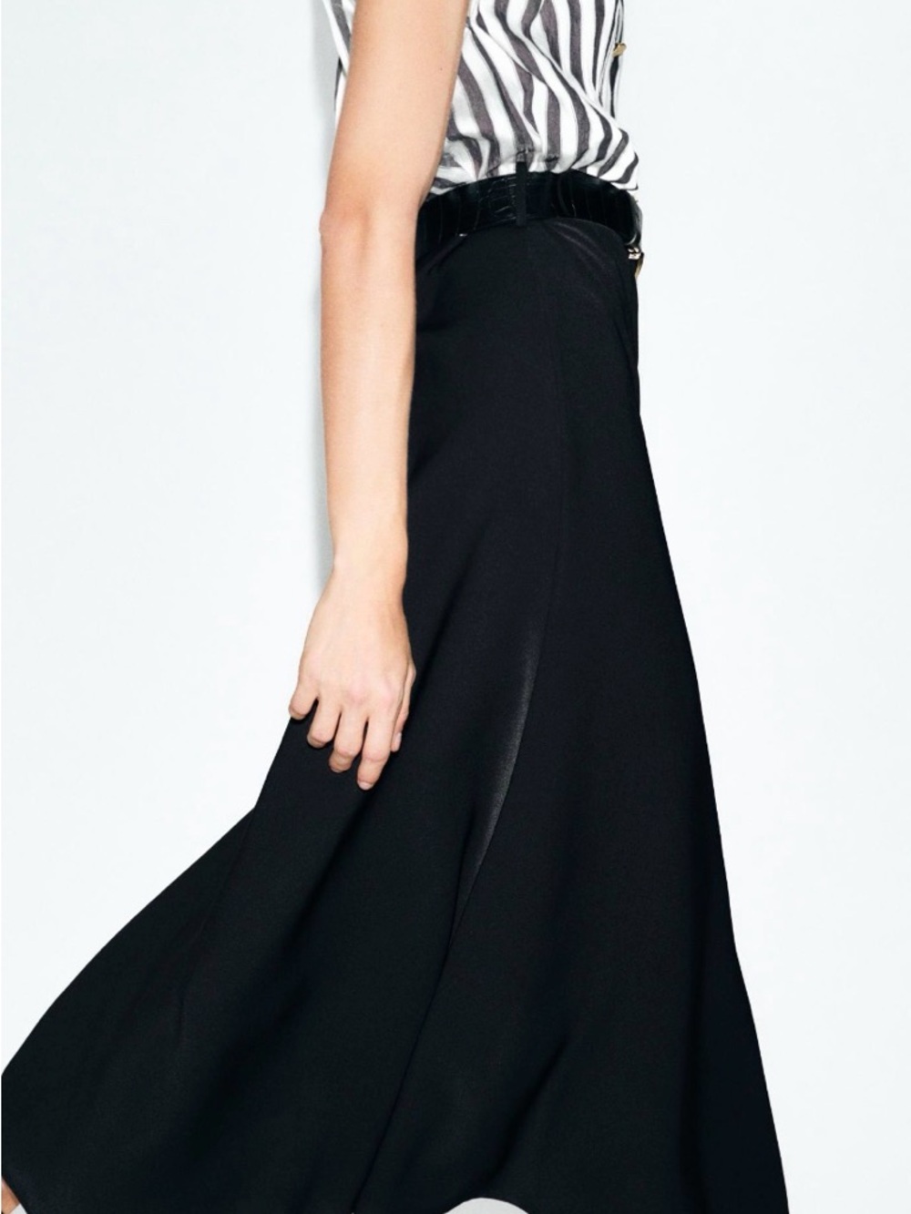 Zara Black and White Striped Midi Dress - Picture 3 of 9